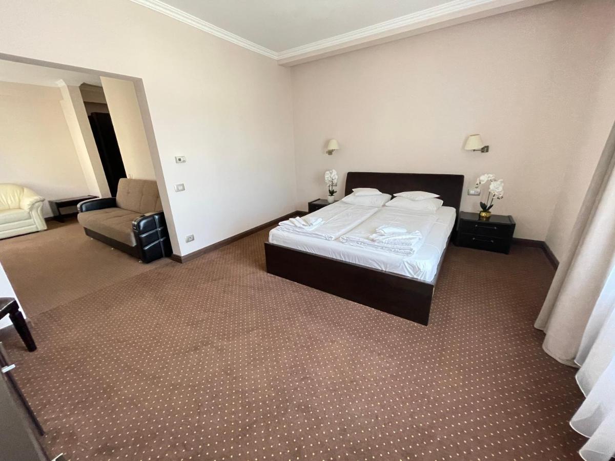 Hotel Opal Zalău Esterno foto